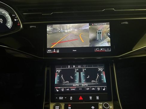 Certified 2025 Audi Q8 Premium Plus w/ Premium Plus Package image 31