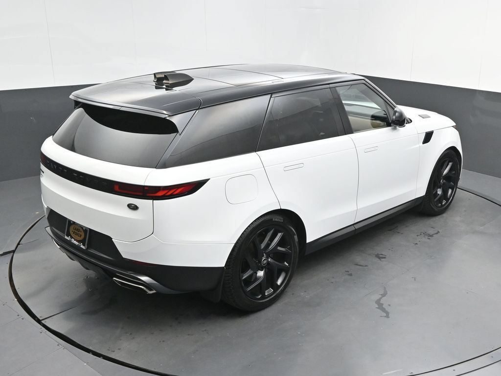 Used 2023 Land Rover Range Rover Sport SE AWD/4WD image 34