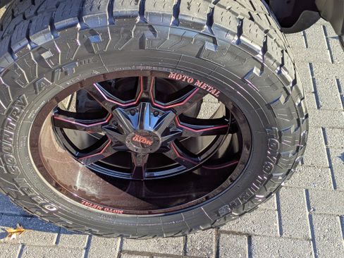 Used 2022 Jeep Wrangler Unlimited Rubicon w/ LED Lighting Group image 13