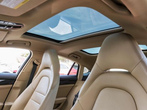 Used 2018 Porsche Panamera 4 w/ Sport Chrono Package image 4