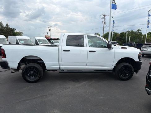 Used 2026 RAM 2500 Tradesman AWD/4WD image 12