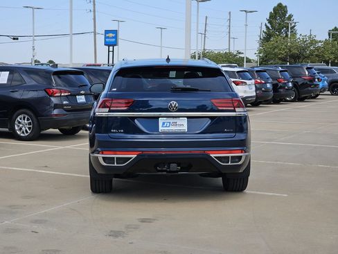 Used 2023 Volkswagen Atlas Cross Sport SEL Premium R-Line AWD/4WD image 6