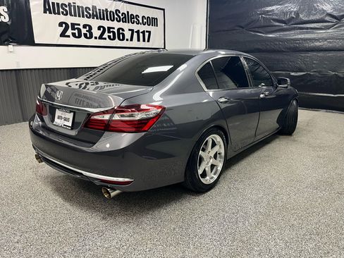 Used 2017 Honda Accord EX-L image 3