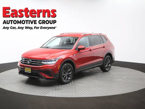 Used 2023 Volkswagen Tiguan SE AWD/4WD image 53