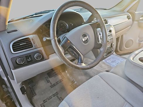 Used 2007 Chevrolet Avalanche LT image 19