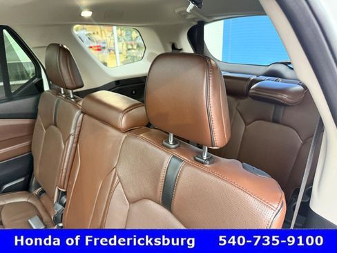 Certified 2025 Honda Pilot Elite image 28