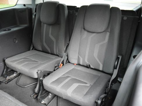 Used 2015 Ford Transit Connect XLT FWD image 13