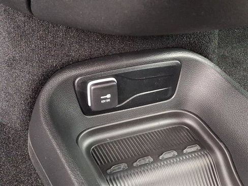 New 2026 Chrysler Pacifica Select image 21