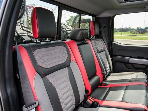 Used 2025 Ford F250 Lariat w/ Lariat Ultimate Package AWD/4WD image 28