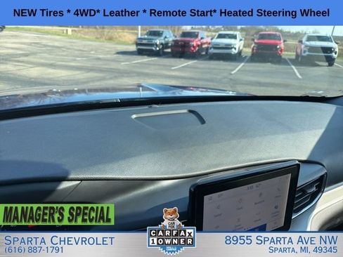 Used 2022 Ford Explorer XLT w/ Equipment Group 202A AWD/4WD image 25