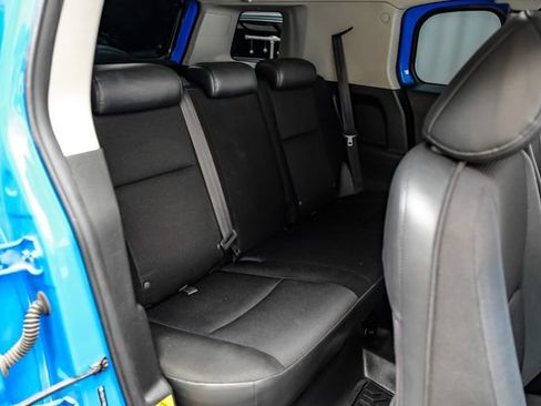 Used 2007 Toyota FJ Cruiser 4WD image 27
