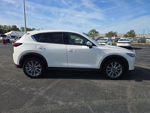 Used 2021 MAZDA CX-5 Grand Touring image 2