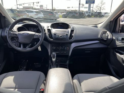Used 2017 Ford Escape S image 22