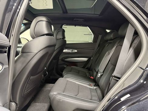 Used 2022 Genesis GV70 2.5T w/ Sport Prestige Package image 18