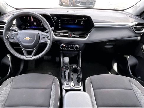 Used 2024 Chevrolet TrailBlazer LS w/ LS Confidence Package FWD image 7