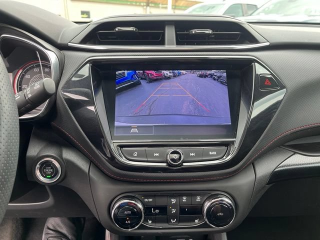 Used 2023 Chevrolet TrailBlazer RS w/ Sun and Liftgate Package FWD image 15