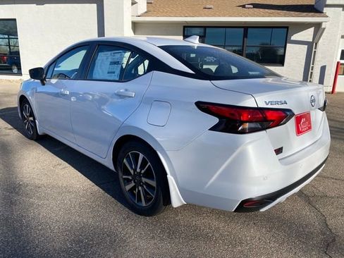 New 2025 Nissan Versa SV image 3