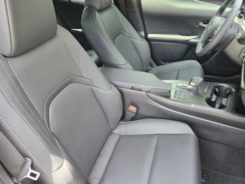 New 2026 Lexus UX 300h FWD image 6
