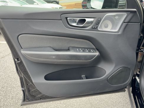 Used 2023 Volvo XC60 T8 Polestar image 21