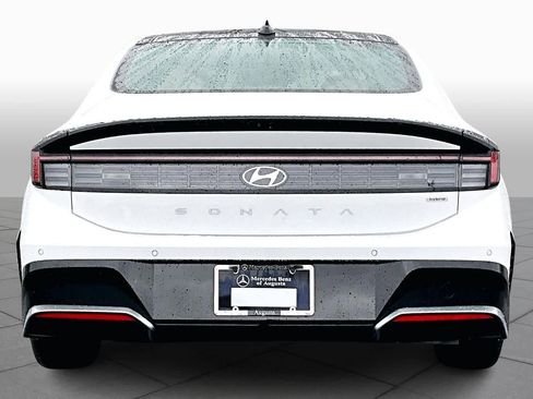 Used 2025 Hyundai Sonata Limited image 4