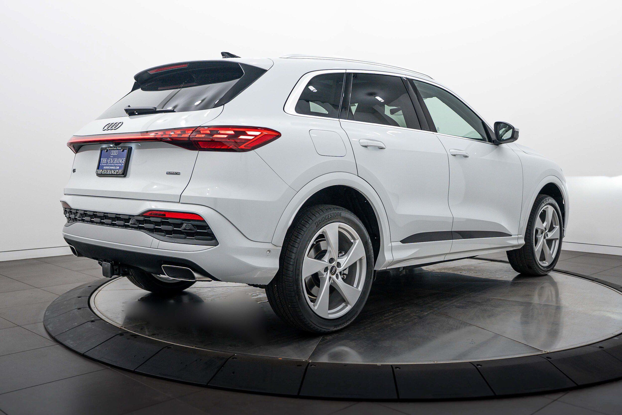 Used 2025 Audi Q5 Premium Plus AWD/4WD image 4
