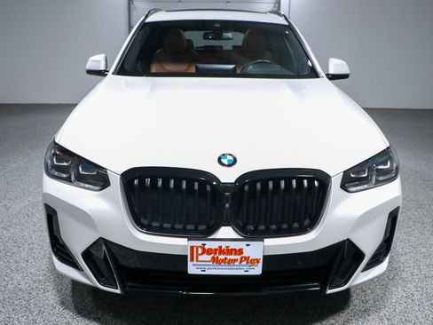 Used 2024 BMW X3 sDrive30i w/ Premium Package RWD image 4