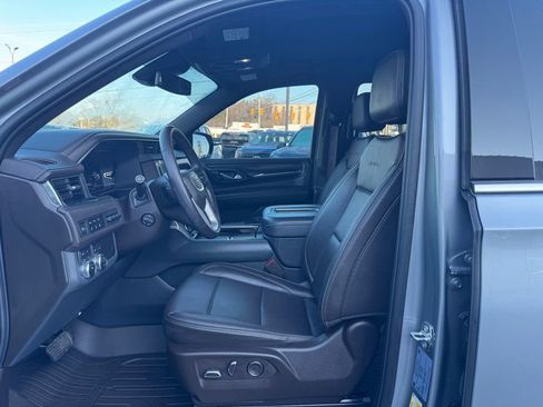 Used 2024 GMC Yukon Denali image 14