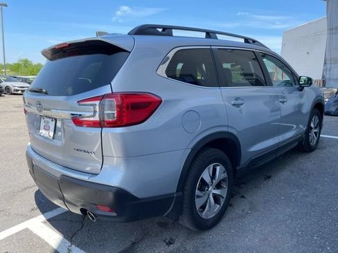 Used 2023 Subaru Ascent Premium w/ Convenience Package AWD/4WD image 5