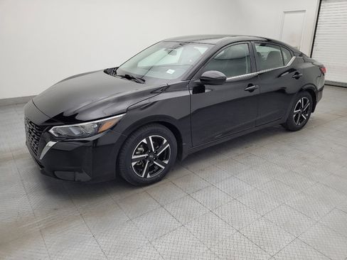 Used 2024 Nissan Sentra SV w/ Trunk Package image 2