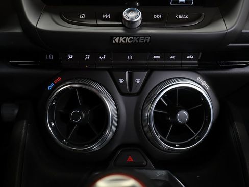 Used 2018 Chevrolet Camaro SS RWD image 27