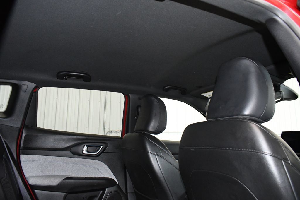 Used 2024 Jeep Compass Latitude AWD/4WD image 29
