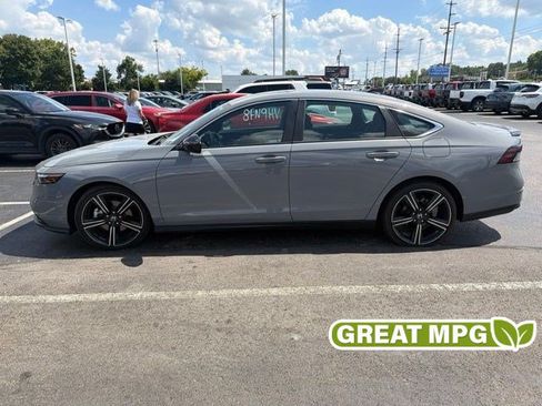Used 2024 Honda Accord Sport image 1
