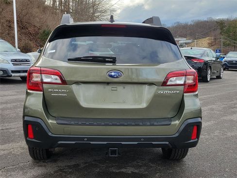 Used 2018 Subaru Outback 2.5i Limited AWD/4WD image 15