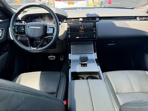 Used 2025 Land Rover Range Rover Velar Dynamic SE AWD/4WD image 12