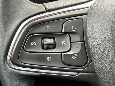 Used 2024 Buick Envista Preferred w/ Convenience I Package FWD image 35