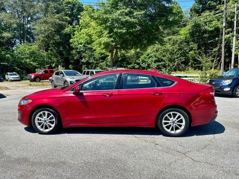 Used 2020 Ford Fusion SE FWD image 4