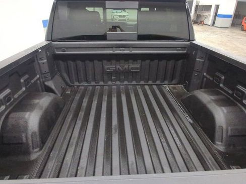 Used 2025 GMC Sierra 1500 Denali AWD/4WD image 26