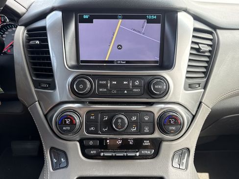 Used 2019 Chevrolet Suburban LT AWD/4WD image 20