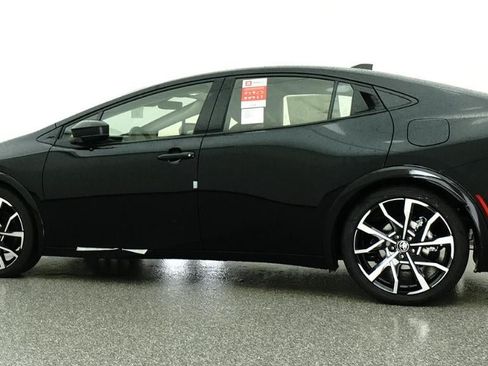 New 2026 Toyota Prius Plug-In Hybrid FWD image 20