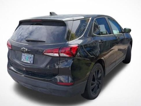 Used 2023 Chevrolet Equinox LS w/ LS Convenience Package image 8