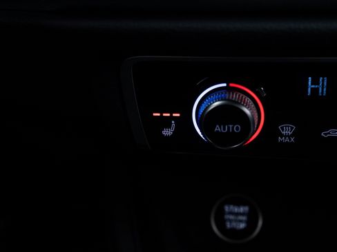 Used 2024 Audi Q3 2.0T Premium Plus w/ Premium Plus Package image 14