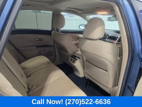 Used 2011 Toyota Venza Base image 24