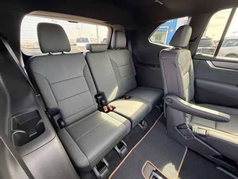 New 2026 GMC Acadia AT4 w/ Super Cruise Package image 34