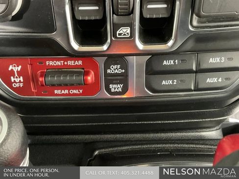 Used 2021 Jeep Gladiator Rubicon AWD/4WD image 39