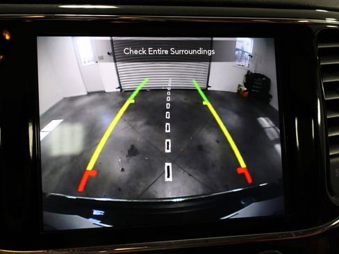 Used 2020 Jeep Grand Cherokee Limited w/ Luxury Group II image 48