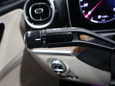 Used 2024 Mercedes-Benz C 300 4MATIC Sedan image 34