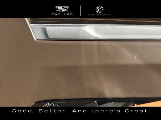 Used 2025 Cadillac Escalade Premium Luxury AWD/4WD image 28