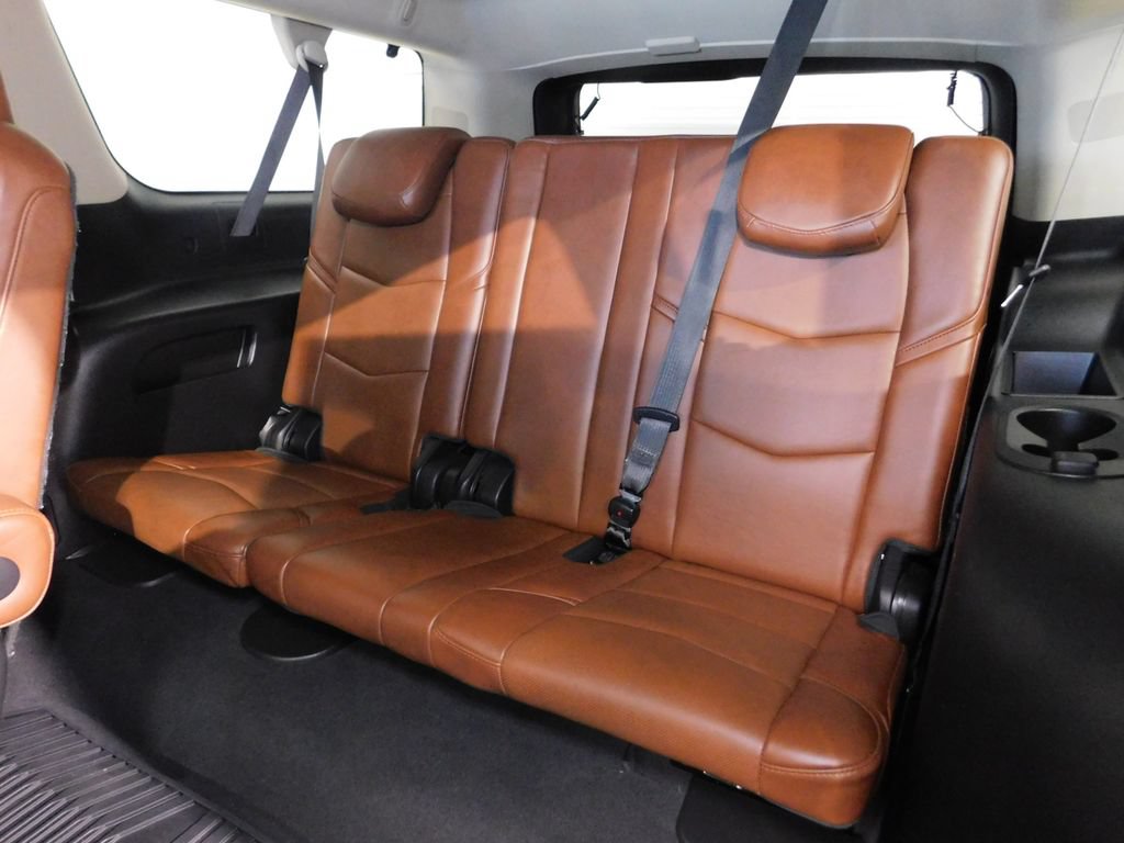 Used 2019 Cadillac Escalade ESV Luxury AWD/4WD image 84