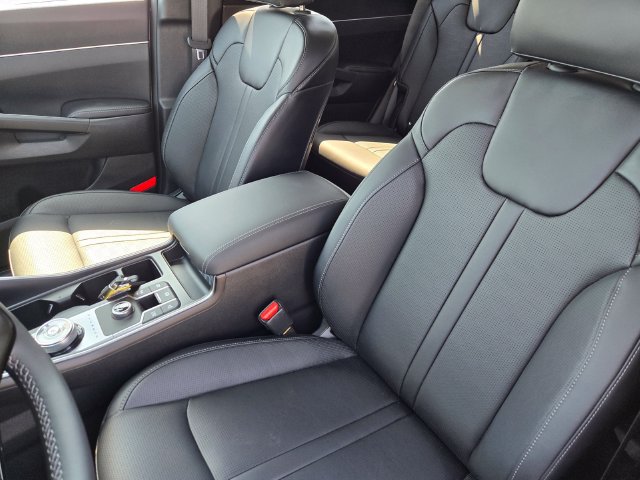 New 2026 Kia Sorento EX FWD image 11