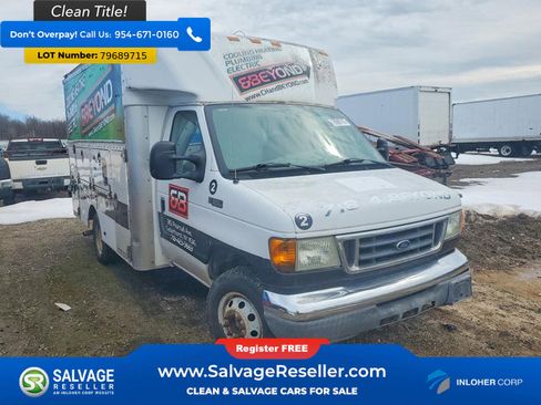 Used 2005 Ford E-350 and Econoline 350 Super Duty image 5
